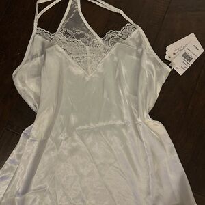 Elegant White Lace Trim Silk Top NWT